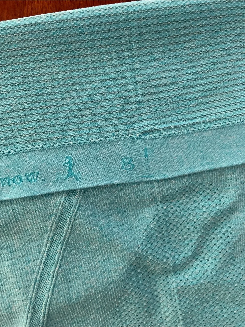 Lululemon Swiftly Tech Racerback Like New Size 8